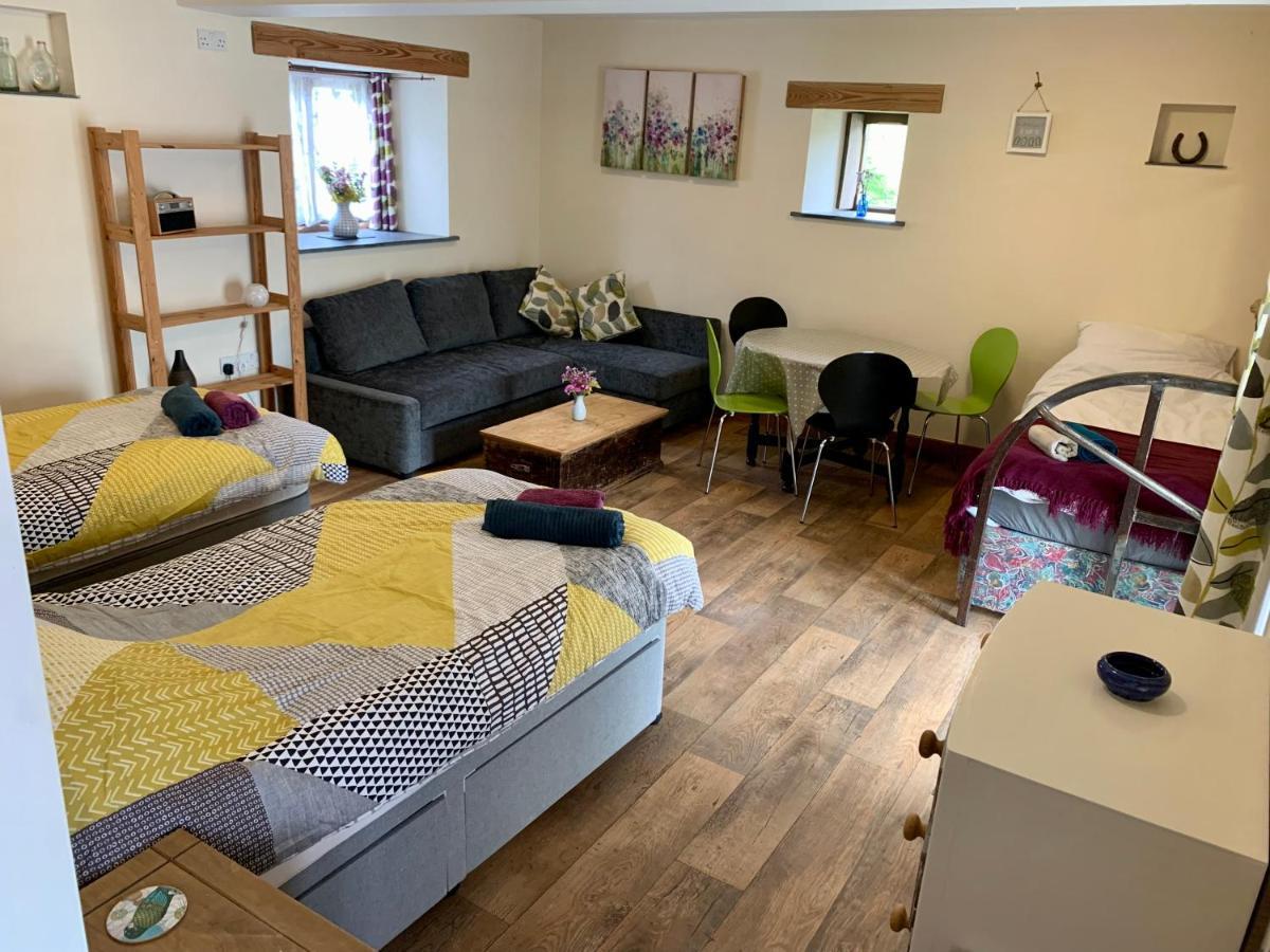 The Shippon At Rosehip Apartment Launceston Bagian luar foto