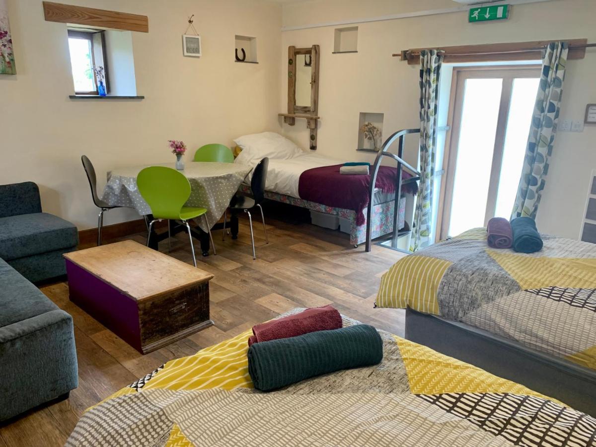 The Shippon At Rosehip Apartment Launceston Bagian luar foto